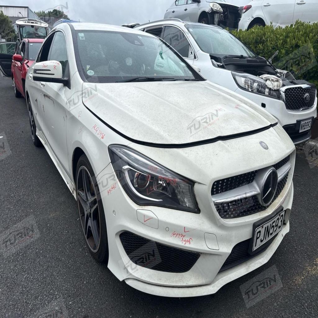2015 Mercedes-Benz CLA