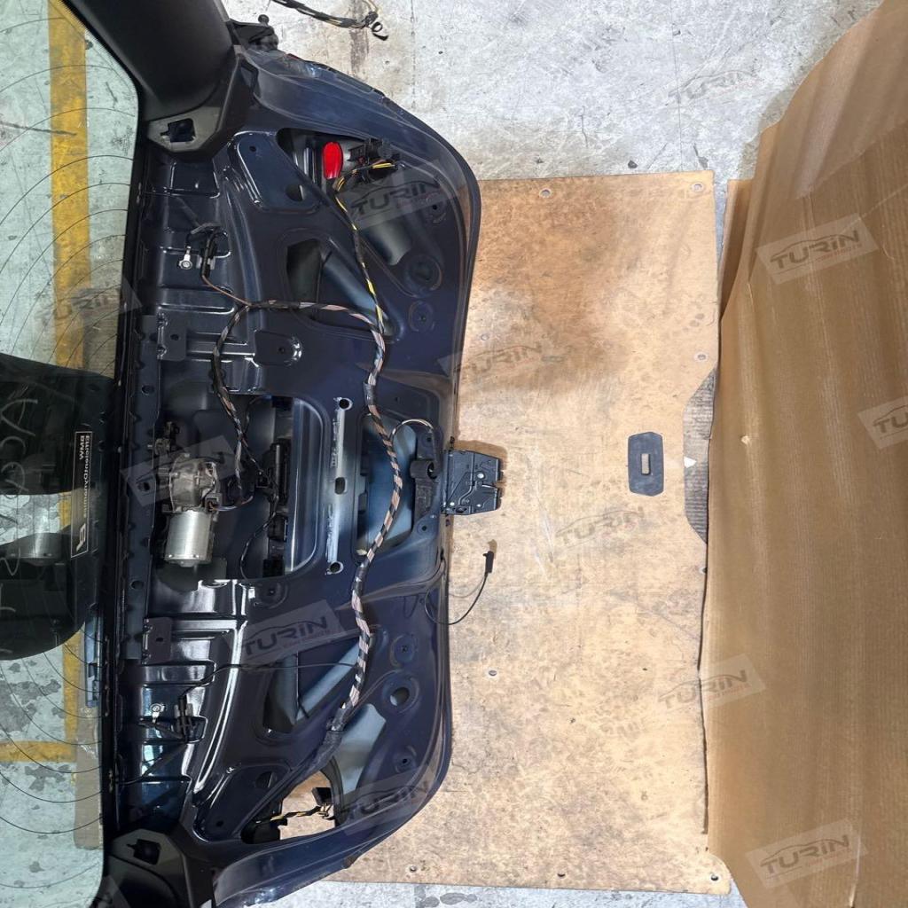 X1 · E84 LCI 2011-2014