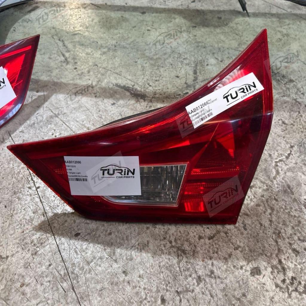Corolla · ZRE182