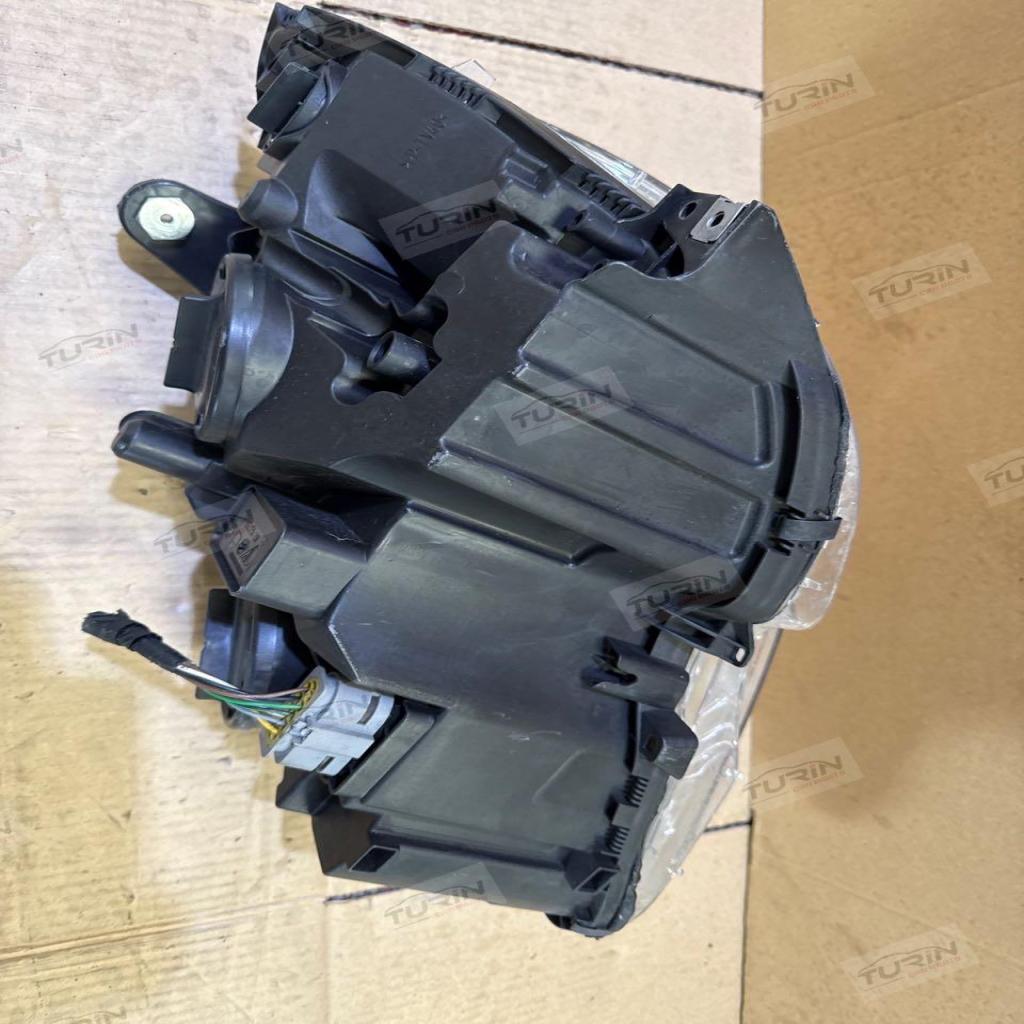 C Class · 200