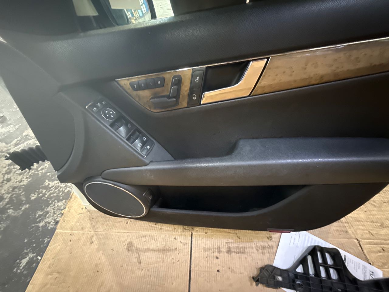 C Class · 200