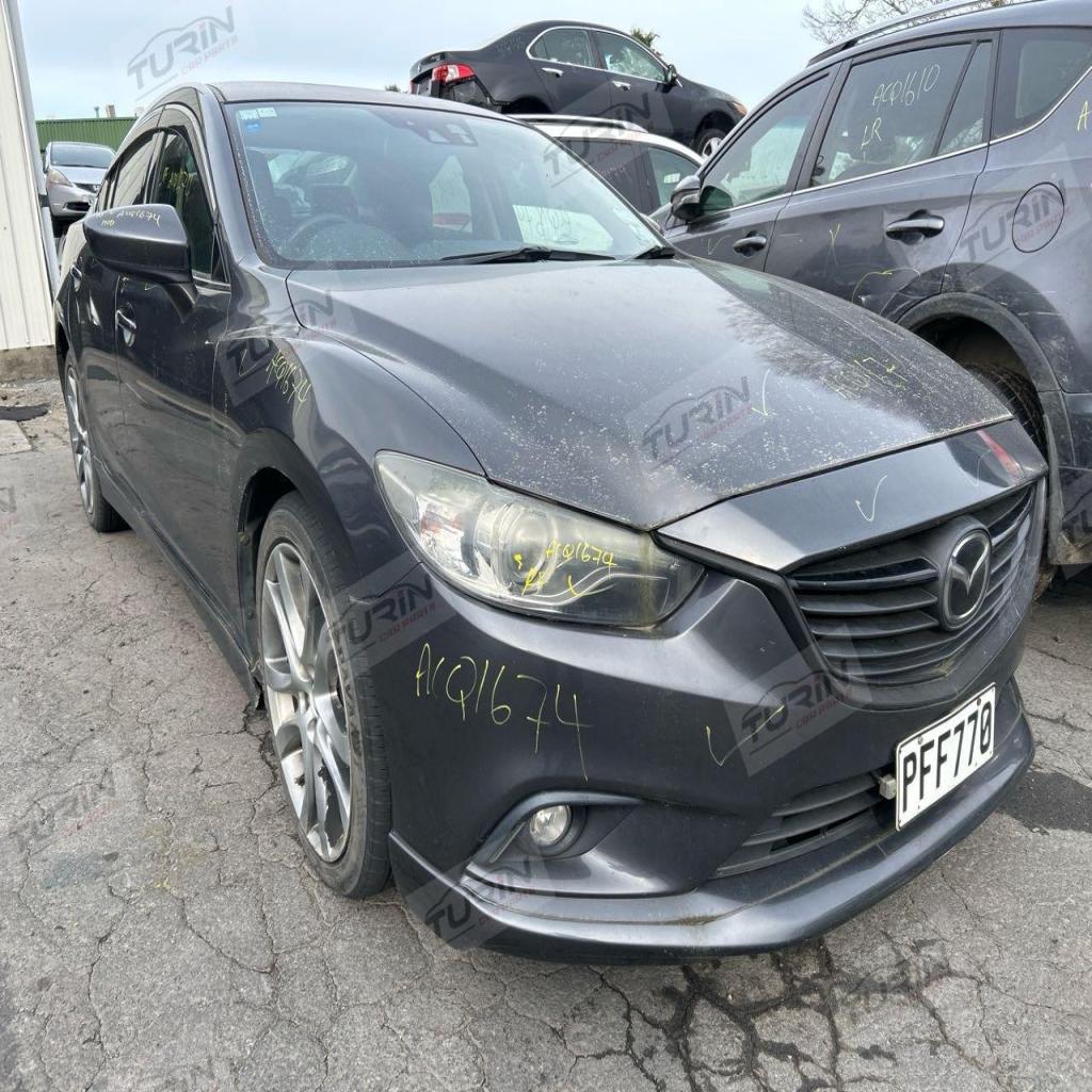 2013 Mazda Atenza