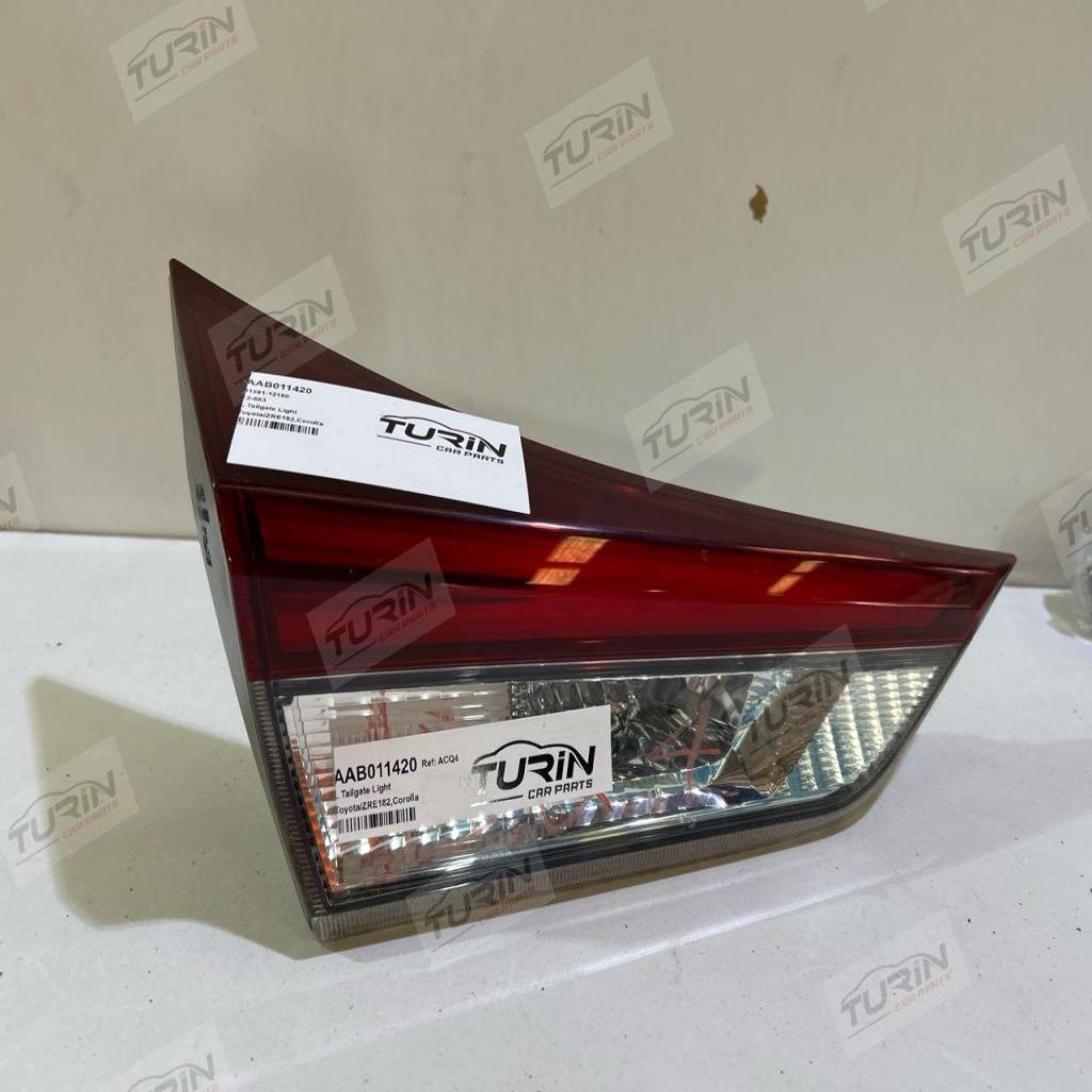 Corolla · ZRE182
