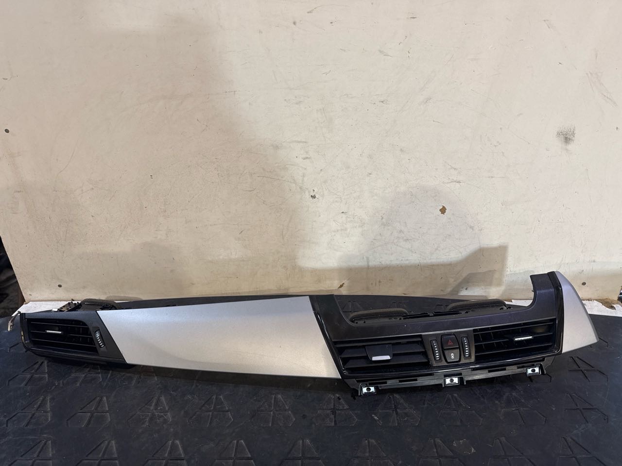 2 Series F45 · F45 2015-2019