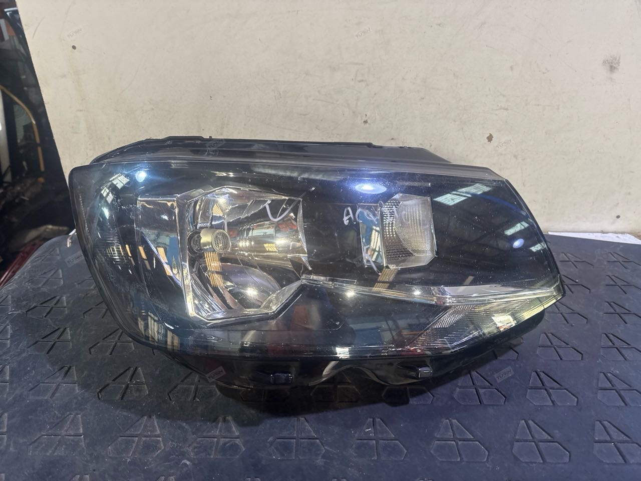 Transporter · T6